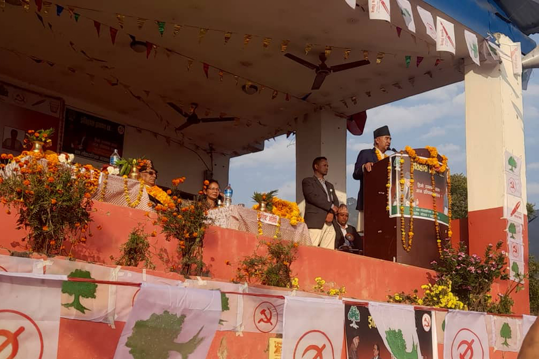 ‘बागी’ उम्मेदवारलाई उम्मेदवारी फिर्ता लिन कांग्रेस सभापति देउवाको आग्रह 